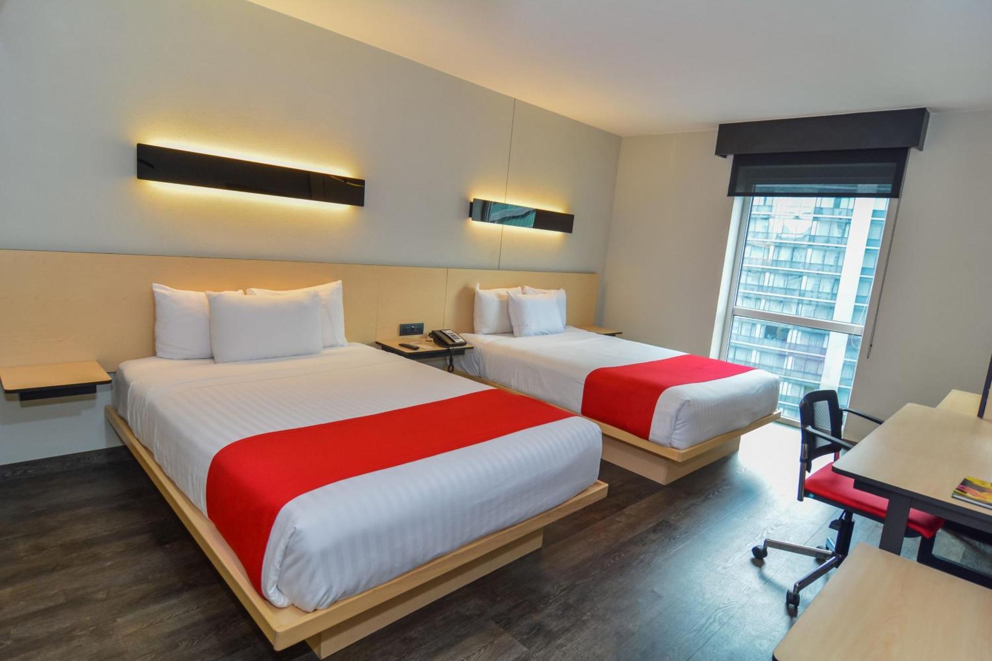 City Express Plus By Marriott Medellin Colombia Exterior foto